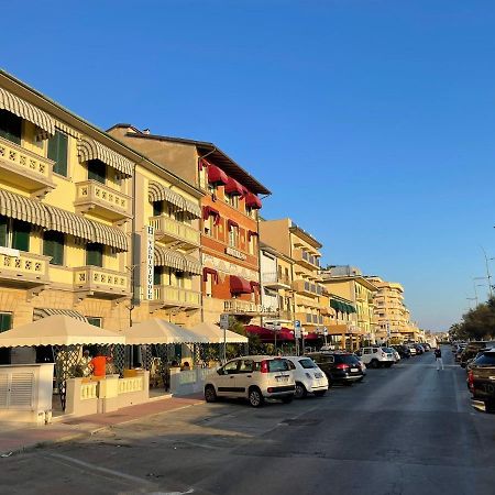 Hotel Valdinievole Camaiore Bagian luar foto