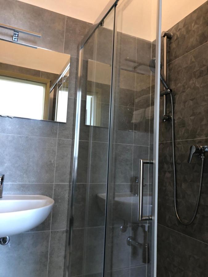 Hotel Valdinievole Camaiore Bagian luar foto