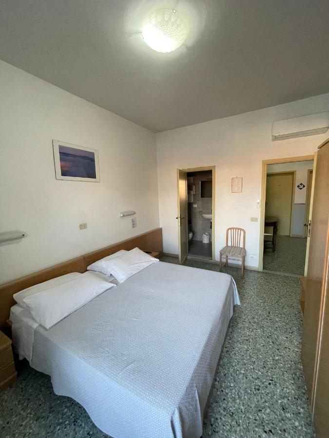 Hotel Valdinievole Camaiore Bagian luar foto