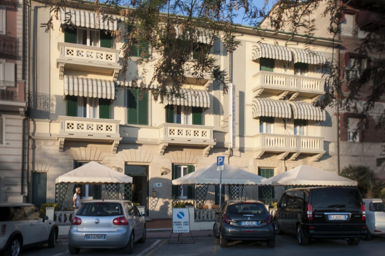 Hotel Valdinievole Camaiore Bagian luar foto